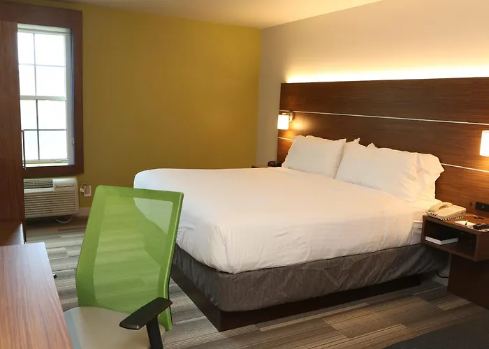 Hotel Express Phoenix-airport/university Drive By Ihg