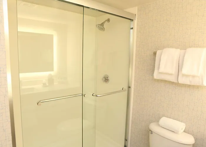 Hotel Express Phoenix-airport/university Drive By Ihg 3*