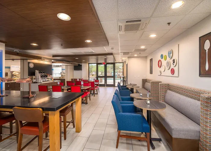 Hotel Express Phoenix-airport/university Drive By Ihg